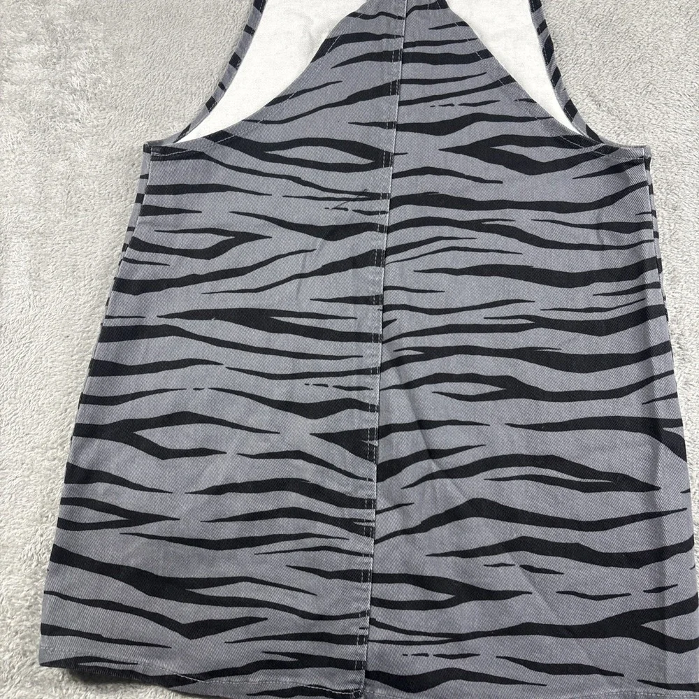 Material Girl Size Small Gray Zebra Camouflage Overall Shirt New with‎ Tags